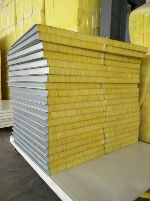 鑫源盛業 專業生產10公分厚外墻防火巖棉板，為彩鋼建筑提供安全耐用的保溫解決方案